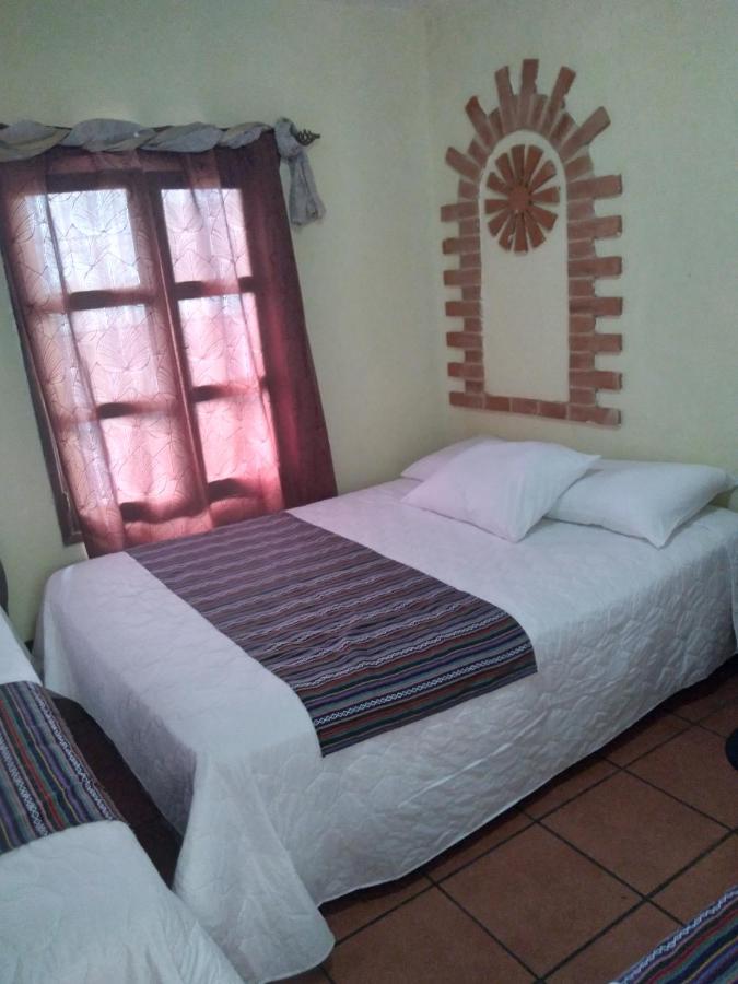 Hotel Acatenango Inn Antigua Buitenkant foto