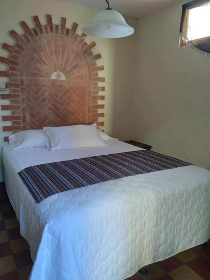 Hotel Acatenango Inn Antigua Buitenkant foto