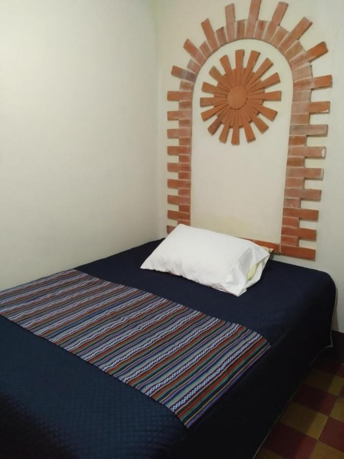 Hotel Acatenango Inn Antigua Buitenkant foto