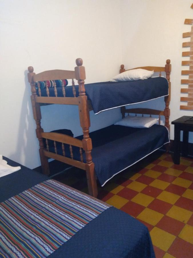 Hotel Acatenango Inn Antigua Buitenkant foto