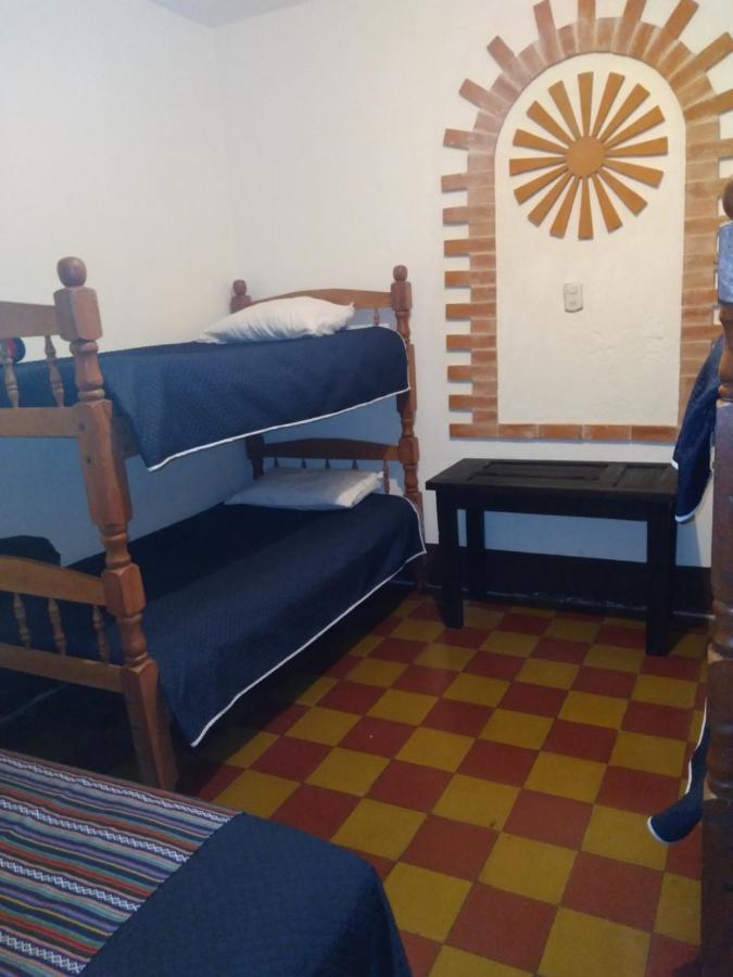 Hotel Acatenango Inn Antigua Buitenkant foto