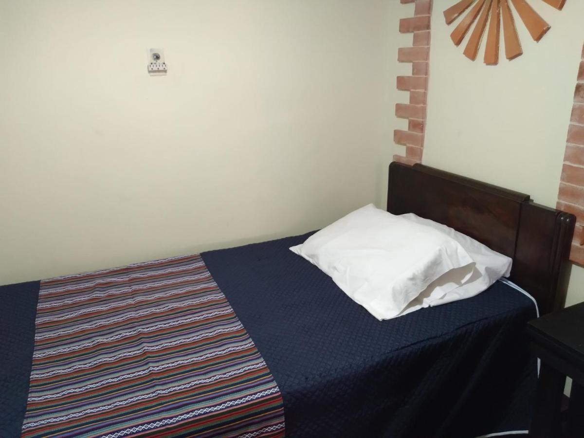 Hotel Acatenango Inn Antigua Buitenkant foto
